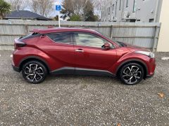 Photo of the vehicle Toyota C-HR