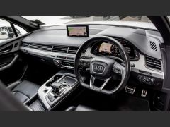 Photo of the vehicle Audi SQ7