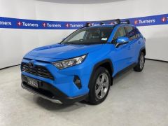 Photo of the vehicle Toyota RAV4