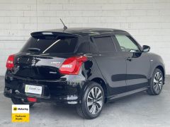 Photo of the vehicle Suzuki Swift