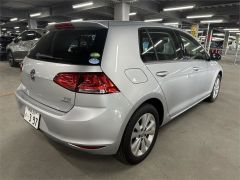 Photo of the vehicle Volkswagen Golf