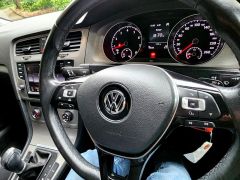 Photo of the vehicle Volkswagen Golf