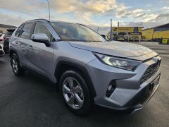 Photo of the vehicle Toyota RAV4