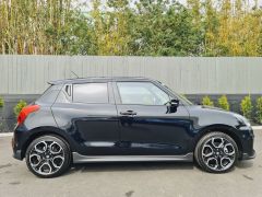 Photo of the vehicle Suzuki Swift