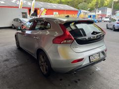 Photo of the vehicle Volvo V40