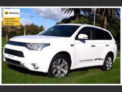 Photo of the vehicle Mitsubishi Outlander