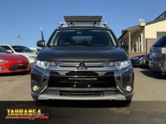 Photo of the vehicle Mitsubishi Outlander