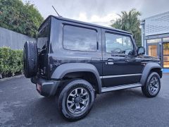 Photo of the vehicle Suzuki Jimny