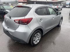 Photo of the vehicle Mazda Demio