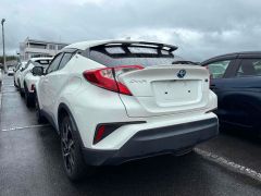 Photo of the vehicle Toyota C-HR