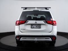 Photo of the vehicle Mitsubishi Outlander