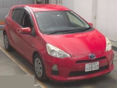 Photo of the vehicle Toyota Aqua