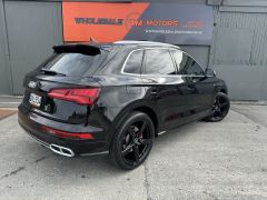 Photo of the vehicle Audi SQ5