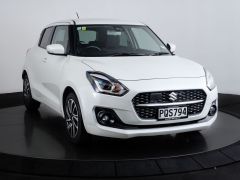 Photo of the vehicle Suzuki Swift