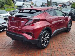 Photo of the vehicle Toyota C-HR