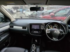 Photo of the vehicle Mitsubishi Outlander