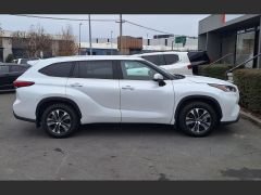 Photo of the vehicle Toyota Highlander