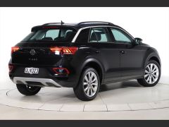 Photo of the vehicle Volkswagen T-Roc