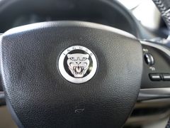 Photo of the vehicle Jaguar XF