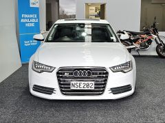 Photo of the vehicle Audi A6