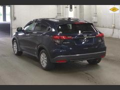 Photo of the vehicle Honda Vezel