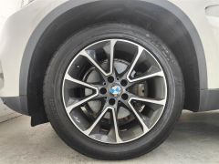 Photo of the vehicle BMW X5