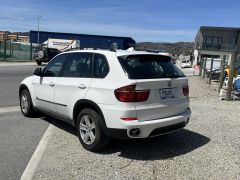 Photo of the vehicle BMW X5