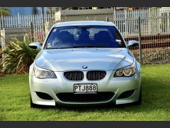 Photo of the vehicle BMW M5