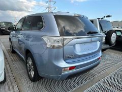 Photo of the vehicle Mitsubishi Outlander