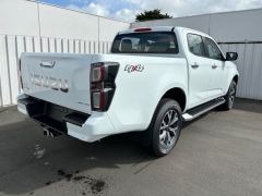 Photo of the vehicle Isuzu D-Max