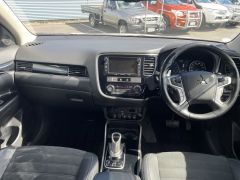 Photo of the vehicle Mitsubishi Outlander