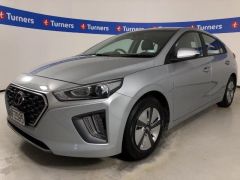 Photo of the vehicle Hyundai IONIQ