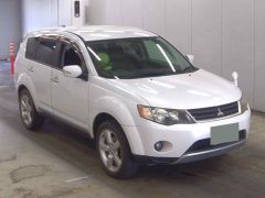 Photo of the vehicle Mitsubishi Outlander