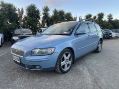 Photo of the vehicle Volvo V50