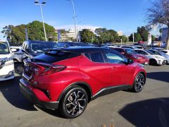 Photo of the vehicle Toyota C-HR