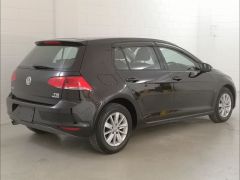 Photo of the vehicle Volkswagen Golf