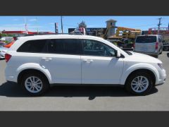 Photo of the vehicle Dodge Journey