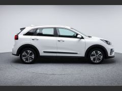 Photo of the vehicle Kia Niro