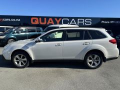 Photo of the vehicle Subaru Outback