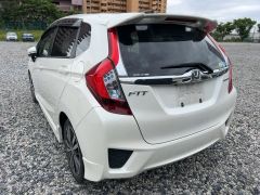 Photo of the vehicle Honda Fit