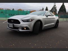 Photo of the vehicle Ford Mustang