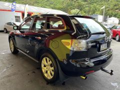 Photo of the vehicle Mazda CX-7