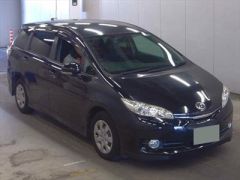 Photo of the vehicle Toyota Wish