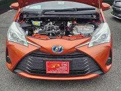 Photo of the vehicle Toyota Vitz