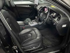 Photo of the vehicle Audi A4