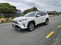 Photo of the vehicle Toyota RAV4