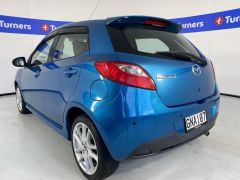 Photo of the vehicle Mazda 2