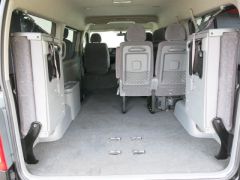 Photo of the vehicle Toyota HiAce