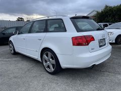 Photo of the vehicle Audi A4