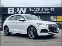 Photo of the vehicle Audi SQ5